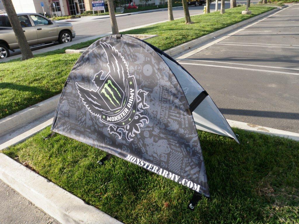 Panneau pop-up Luna A-Frame imprimé personnalisé